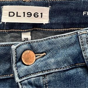 DL 1961 Florence Instasculpt Cropped Jeans size 29